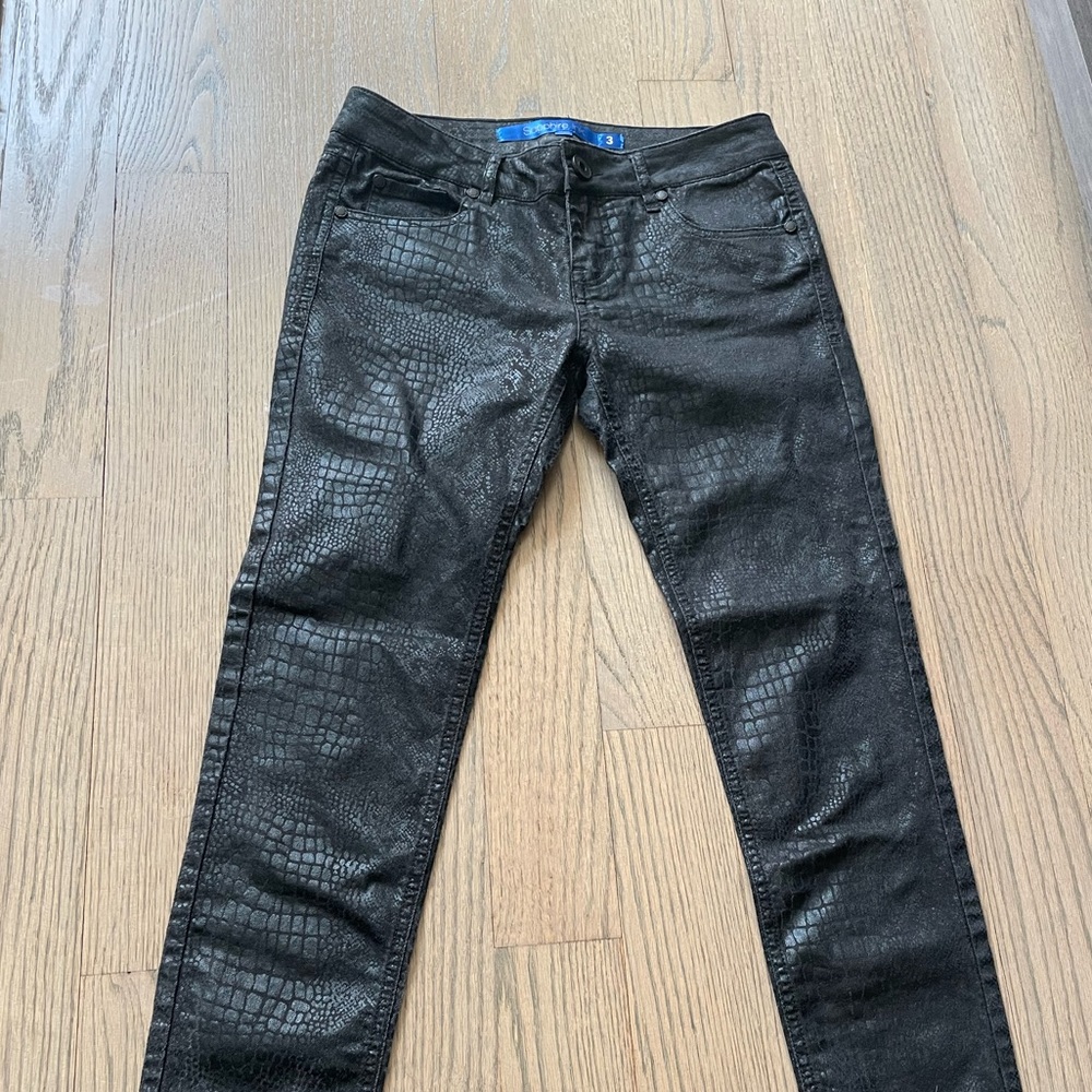 Sapphire Ink. Size 3. Black snake skin jeans.